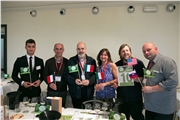 Concours mondial du Sauvignon - moja komisia: zľava someliér Cristian Libri, Bertrand Daulny, Angelo Concas, Michaela Pierallini, Tom Hyland a moja maličkosť.